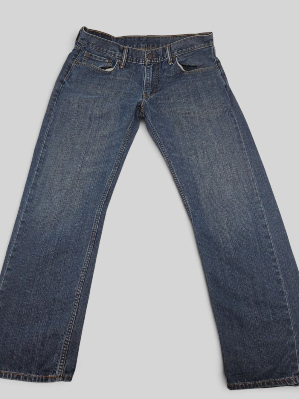Levi’s Strauss Straight Leg Medium Wash Blue Jeans